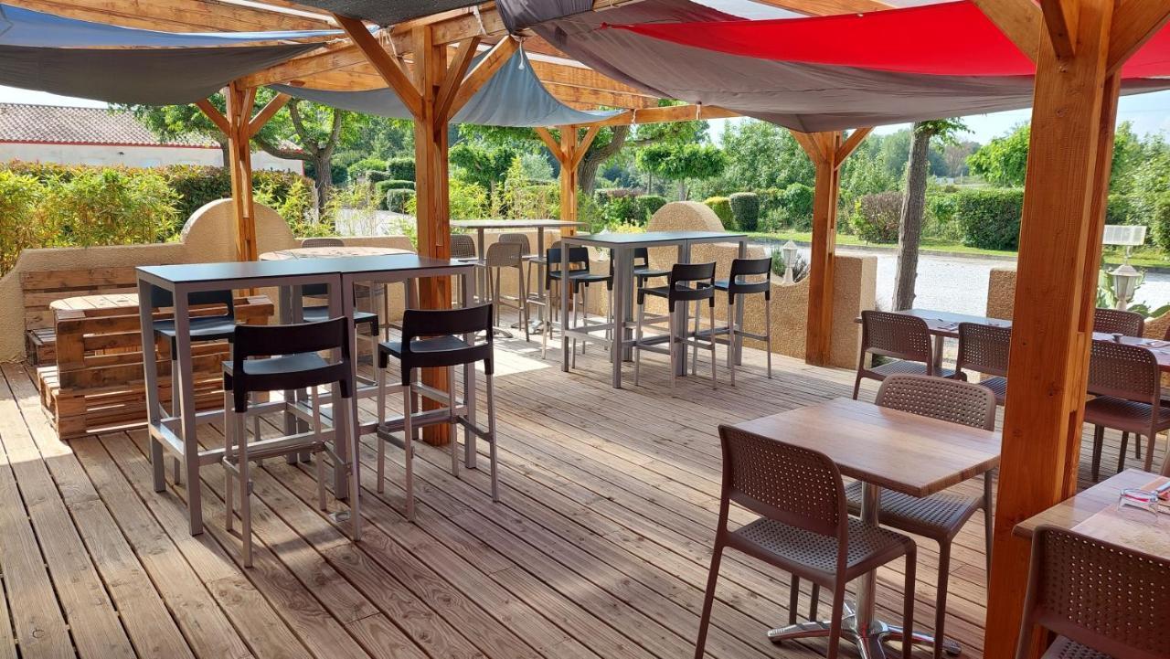 Logis Hotel Restaurant Le Clos Saint Loup Bram エクステリア 写真