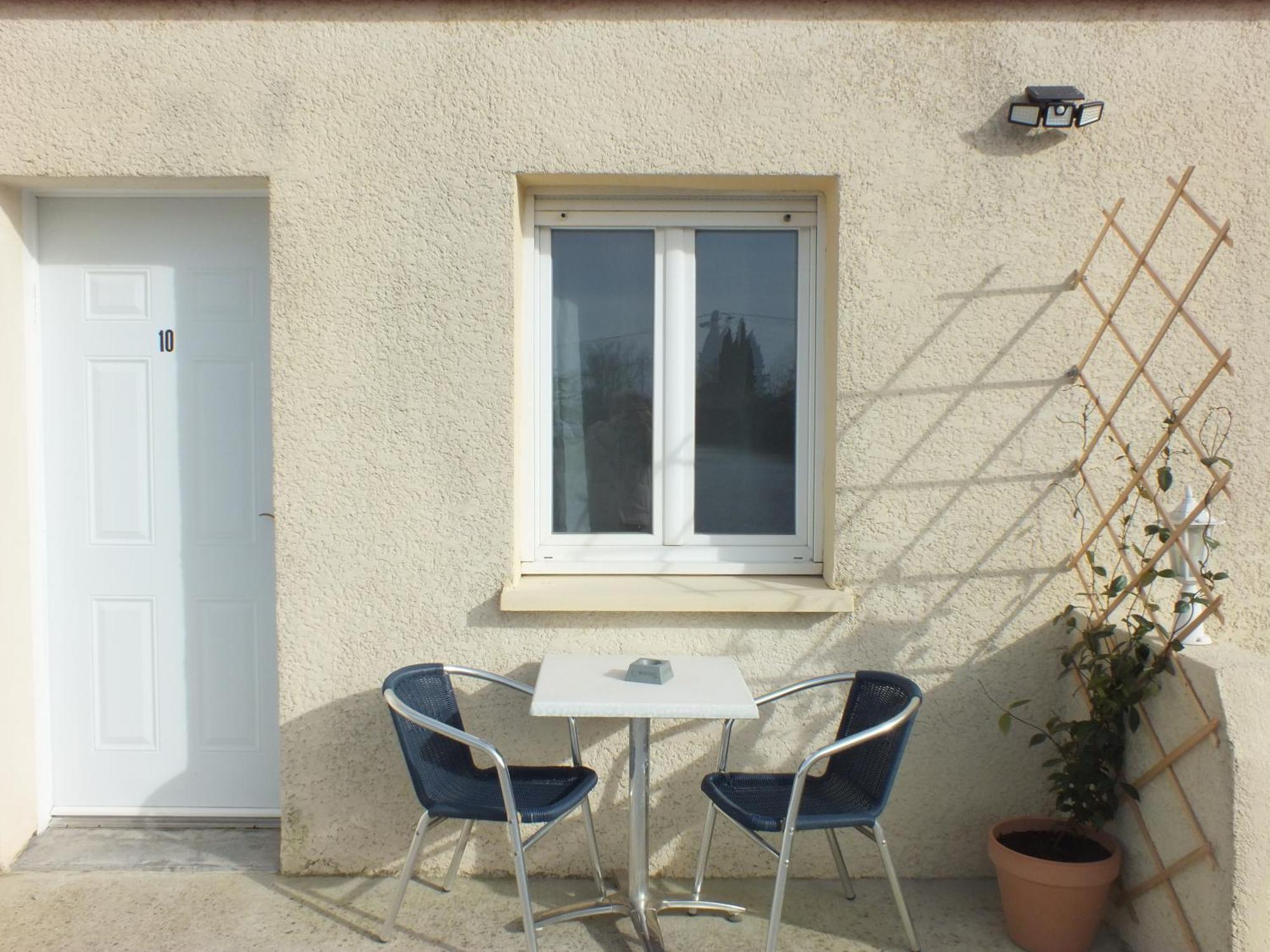 Logis Hotel Restaurant Le Clos Saint Loup Bram エクステリア 写真